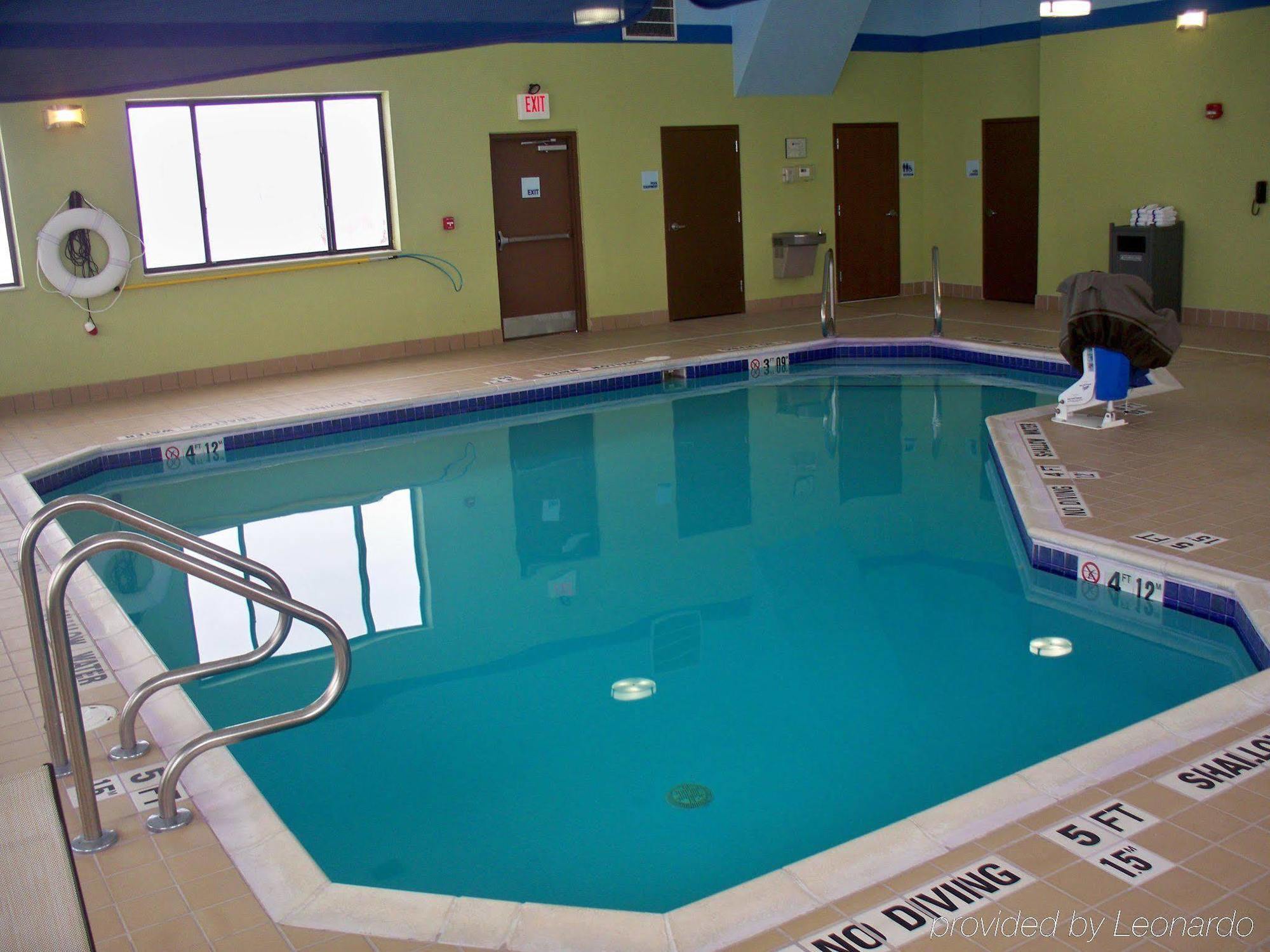 Holiday Inn Express And Suites Kittanning, An Ihg Hotel Exteriér fotografie