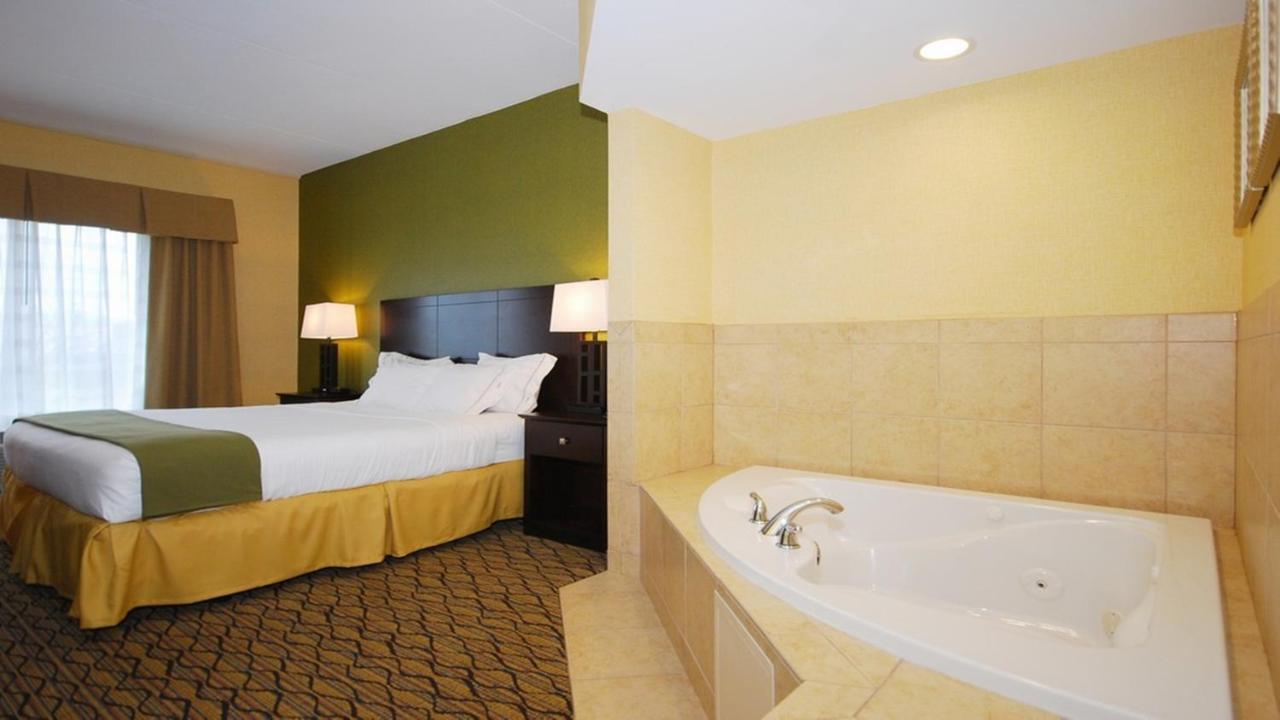 Holiday Inn Express And Suites Kittanning, An Ihg Hotel Exteriér fotografie