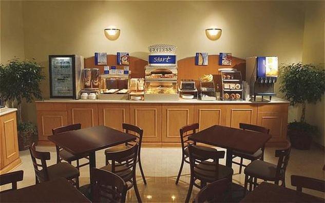 Holiday Inn Express And Suites Kittanning, An Ihg Hotel Exteriér fotografie